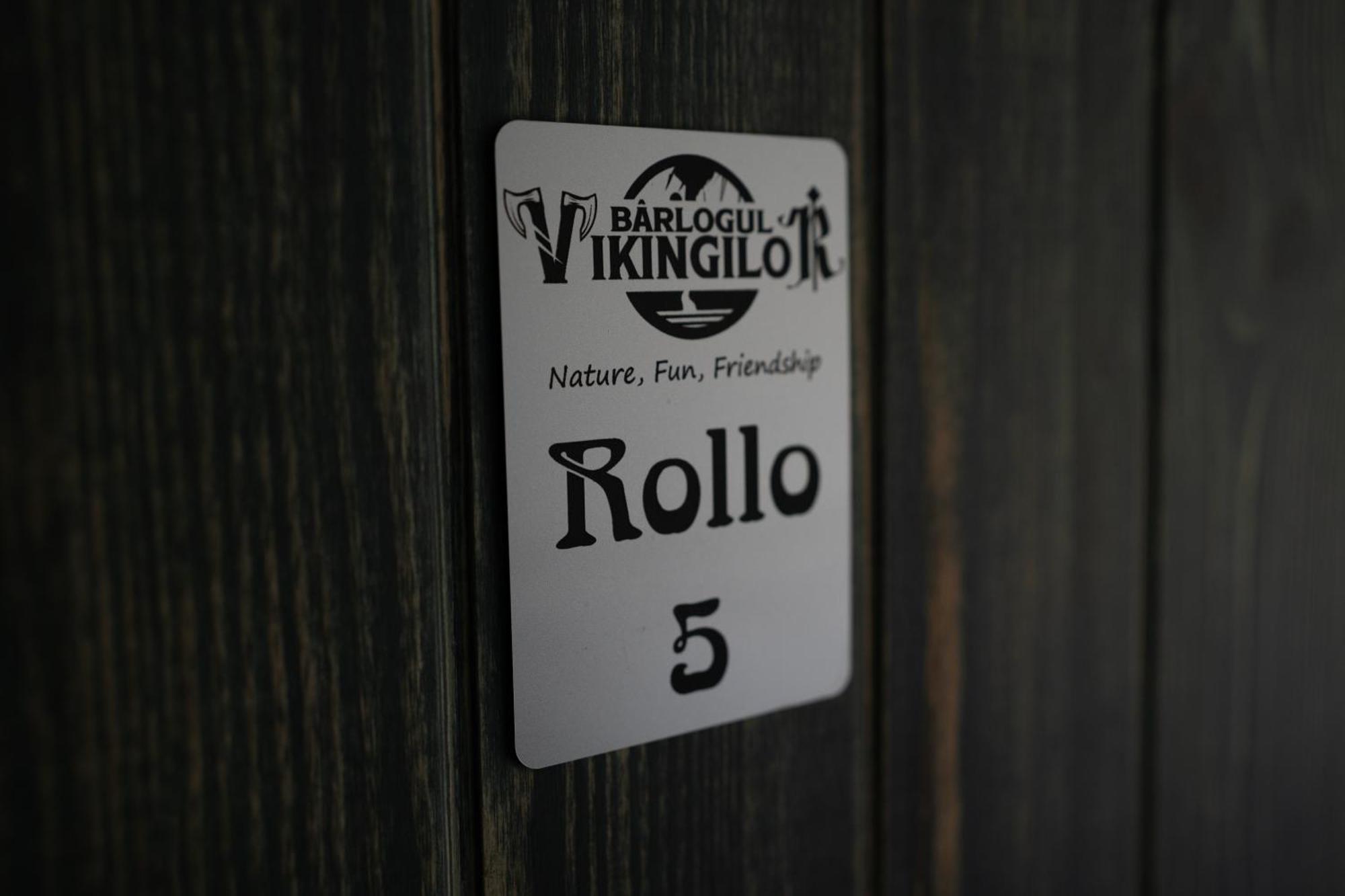 Barlogul Vikingilor Hotel Sotrile Luaran gambar